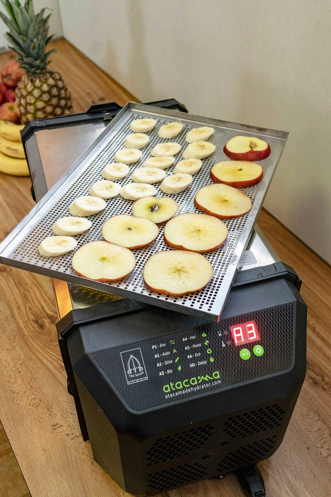 FROKOSTBLANDING: Hvorfor kjøpe sukkerdynka banan-chips og sulfitt-epler når du kan lage bedre sjøl? Test-Tre-Spade-Tørker-Atacama-2