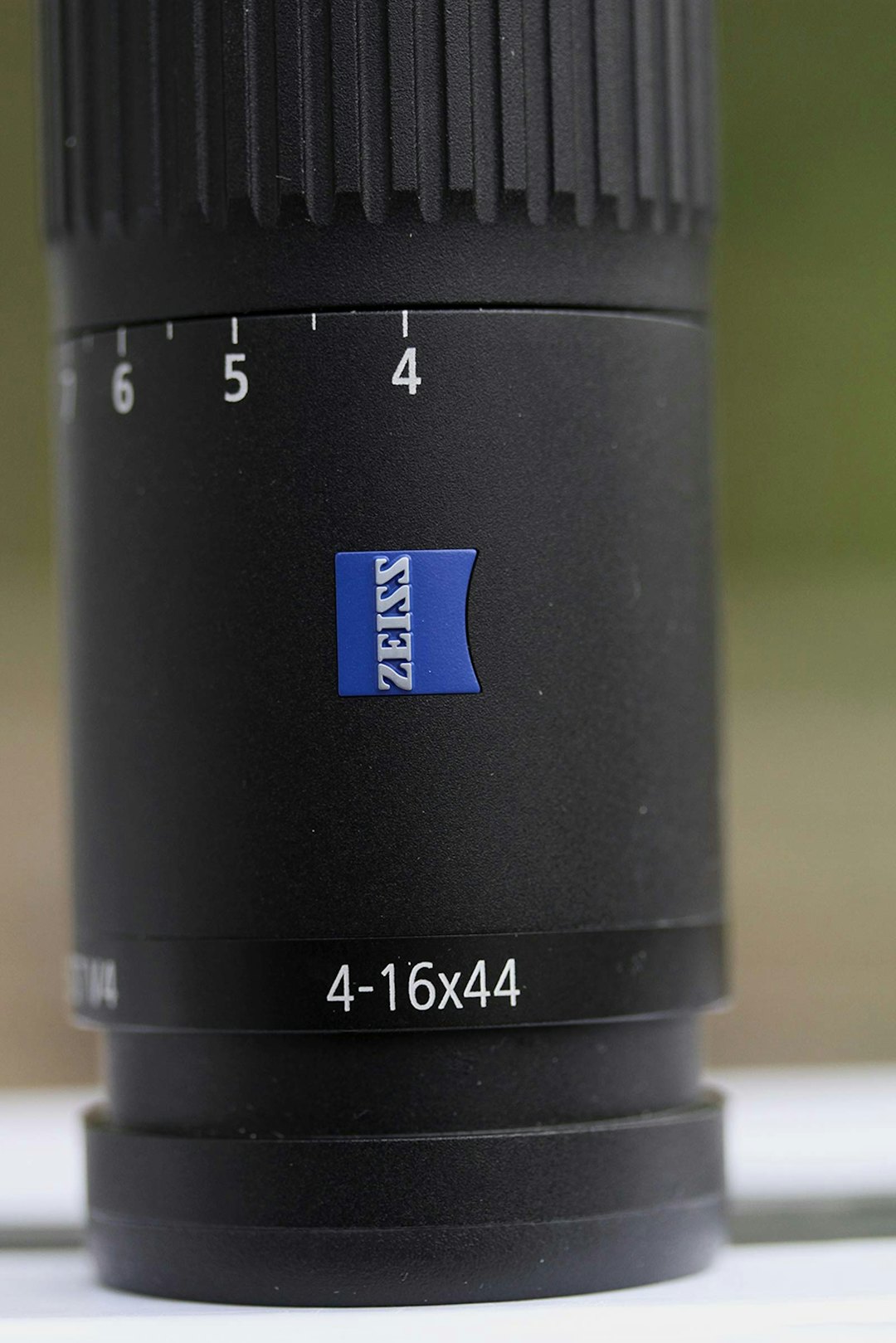 Kompakt: Conquest V4 4-16x44 er relativt kompakt. Test-av-Zeiss-Conquest-Kikkertsikte-5