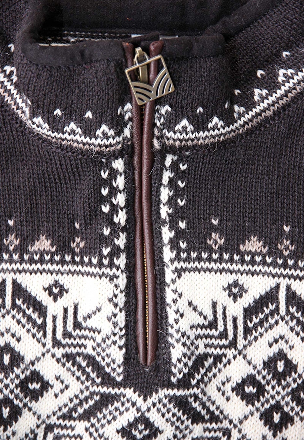 mønster og glielås på Dale of Norway genser