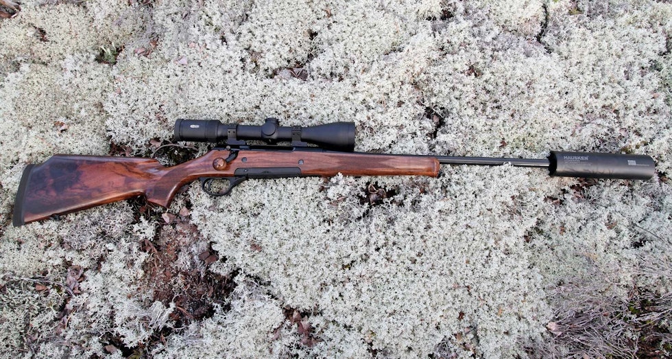 Bra brunette: Vi liker Timber Ladys utforming, som gir godt grep for nette hender, men boltgangen lugger litt i meste laget. Rifletest-Haenel-Jaeger-4