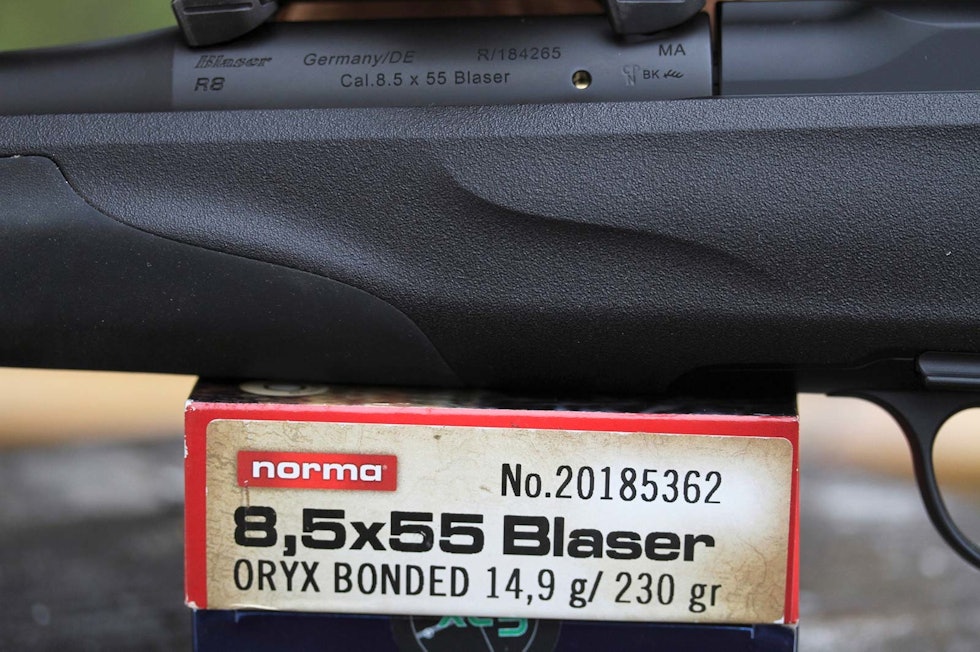 Klassiker: Blaserpatronen blir også ladet med Normas storviltkule 230 grs Oryx. Test av kaliber 8,5x55 Blaser