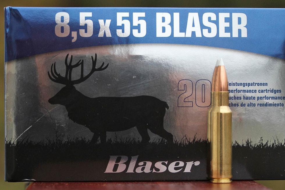 Blasers egen: Kaliberet er utviklet for å passe bedre til korte løp med lyddempere. Her med Nosler Accubond. Test av kaliber 8,5x55 Blaser