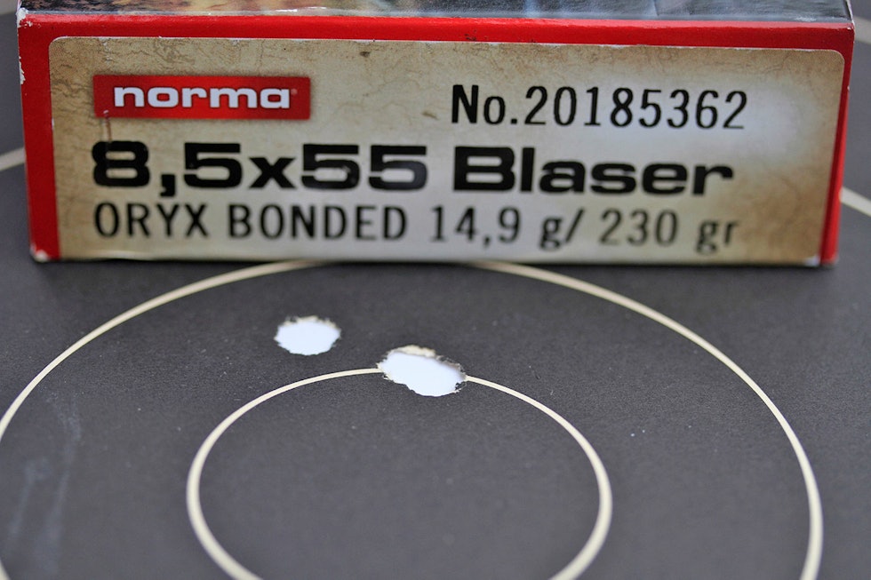 Presist: Litt lavere fart og høyere vekt ga 17 mm samling med Oryx. Test av kaliber 8,5x55 Blaser
