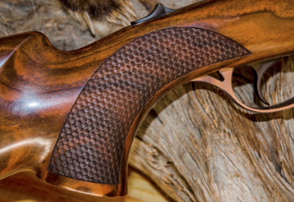 Lekker: Rizzini RK1 er utstyrt med såkalt Fishscale checkering. Dette er noe man ikke ser hver dag. Test-av-Rizzini-RK1-2