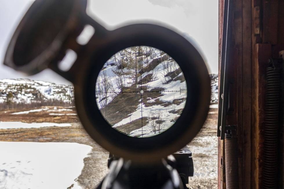 Skyting med tofot: Riktig montering er viktig for stødige skudd. Skyting med tofot: Riktig montering er viktig for stødige skudd.