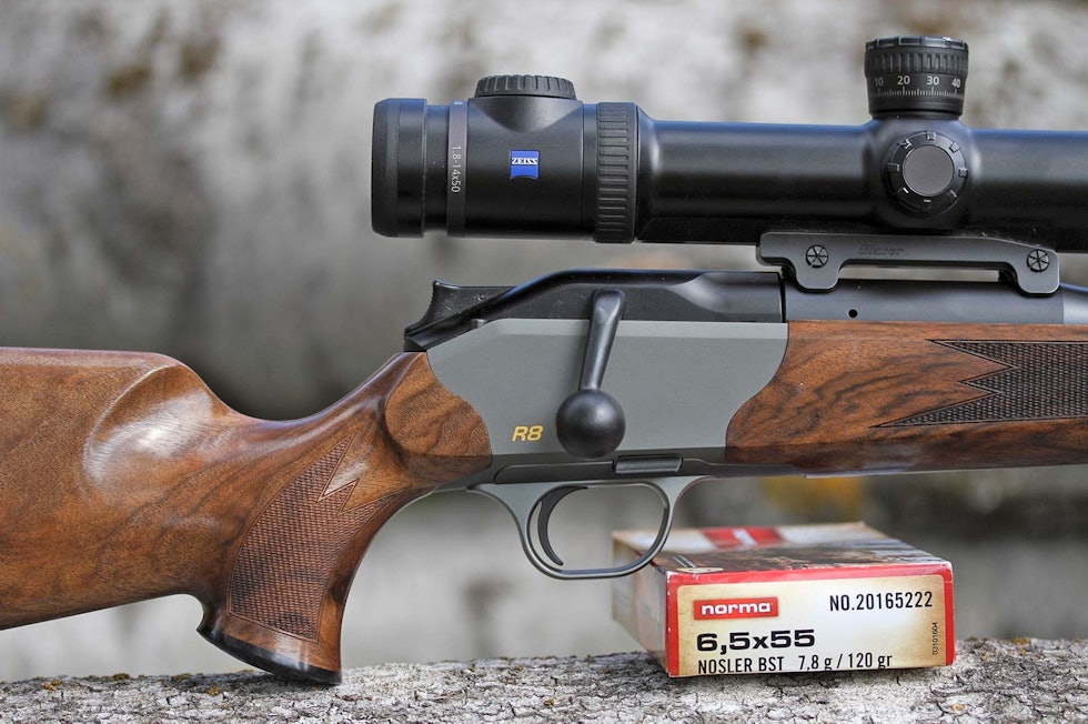 Test-Blaser-R8-Intuition-Rifle-4
