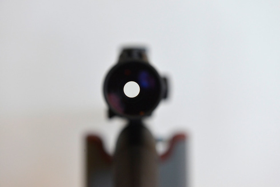 UTGANGSPUPILL I: Swarovski Z8i har med sine 8,1 millimeter betydelig mindre utgangspupill enn Leica Magnus ved største forstørrelse. Test-av-haglesikter-3