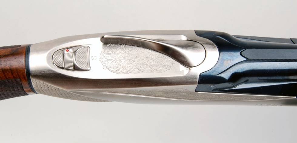Benelli 828U Nærbilde av løpsvelgeren på Benelli 828U