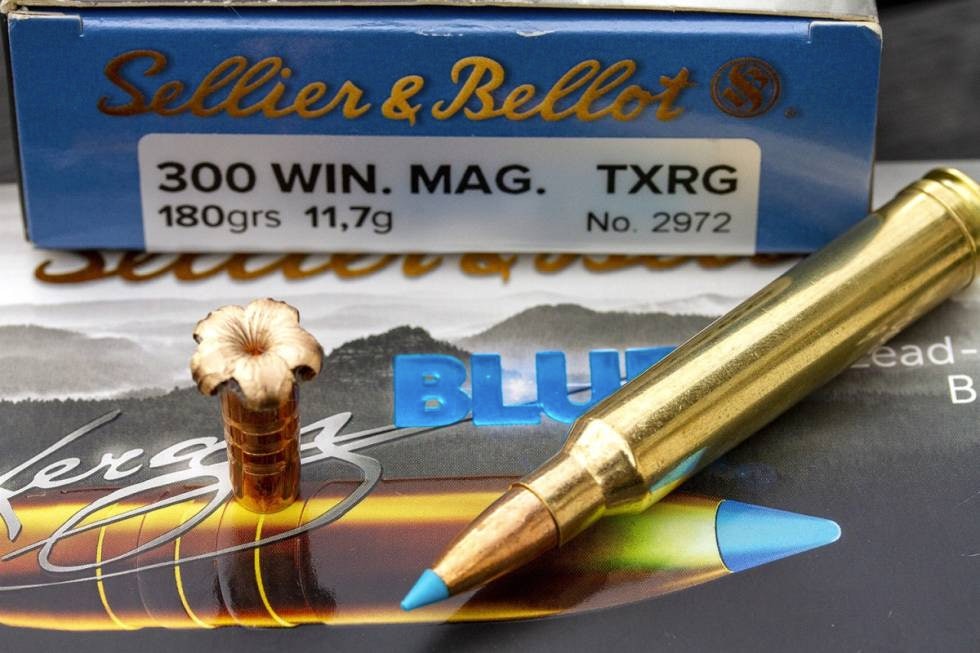 300 Win. mag: Også i magnum’en kunne kobberkula vært lettere. 300 Win. mag: Også i magnum’en kunne kobberkula vært lettere.