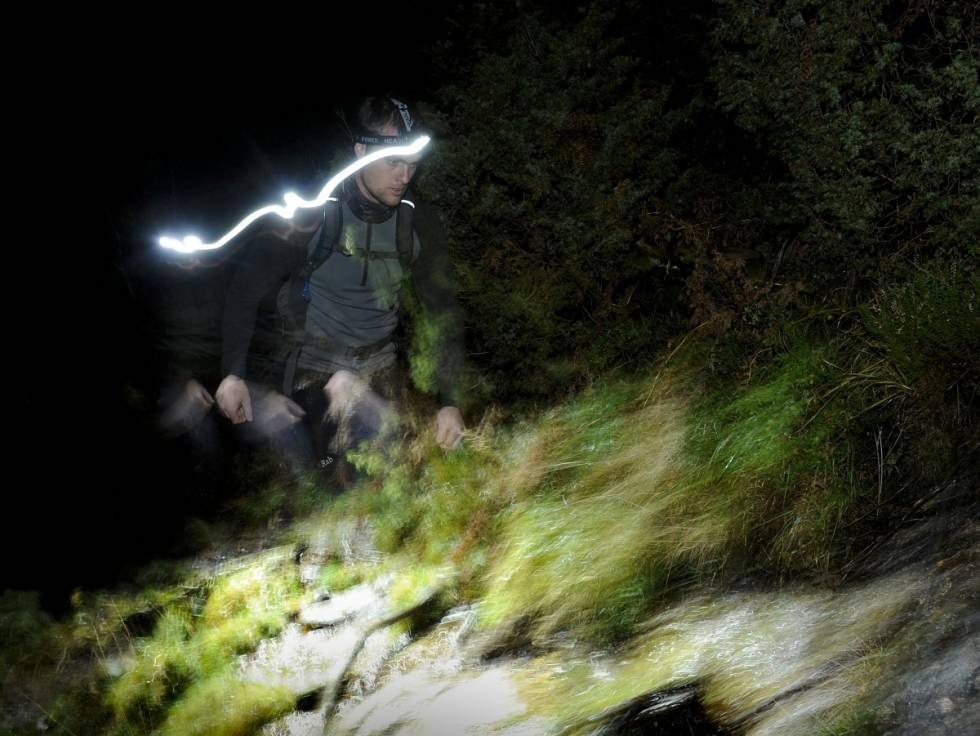 Glem halogenlykter - i dag handler alt om LED. Den er fullstendig overlegen alt annet på markedet. Glem halogenlykter - i dag handler alt om LED. Den er fullstendig overlegen alt annet på markedet.