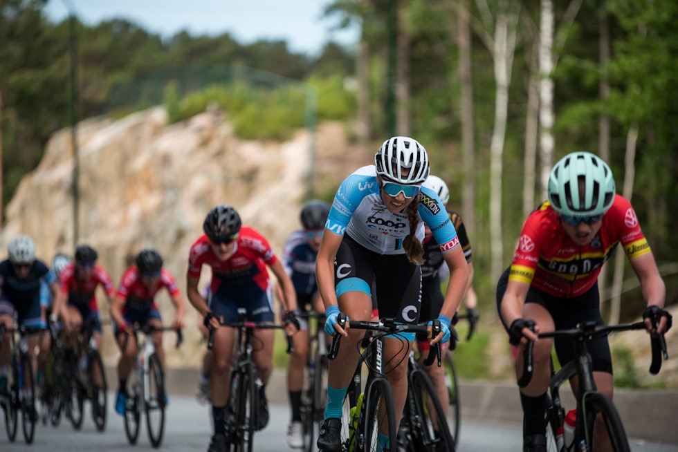 TIL UNO-X: Amalie Lutro er en av fire norske ryttere i Uno-X Pro Cyclings damelag. Foto: Henrik Alpers amalie lutro, uno-x pro cycling