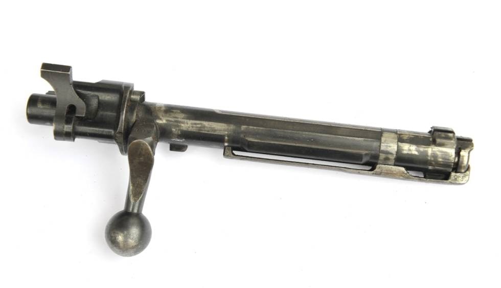 GAMMEL: ...men god. Sluttstykke til Mauser M98. Lansert i 1898. GAMMEL: ...men god. Sluttstykke til Mauser M98. Lansert i 1898.