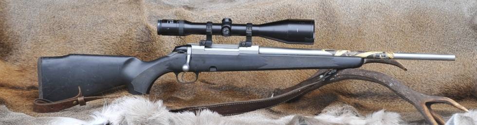 20 ÅR GAMMEL TIKKA: Produsenten var tidlig ute med rustfrie våpen. Påmontert Zeiss Diavari 3-12x56. Bruktpris ca 10 000,-. 20 ÅR GAMMEL TIKKA: Produsenten var tidlig ute med rustfrie våpen. Påmontert Zeiss Diavari 3-12x56. Bruktpris ca 10 000,-.