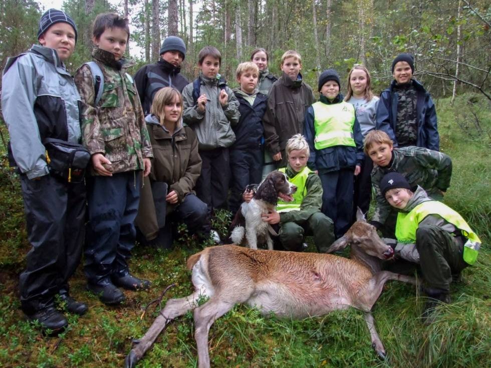 APOSTELGJERNINGENE: For 10 år siden startet soknepresten og jaktkompisen Svein en friluftsgruppe for barn.