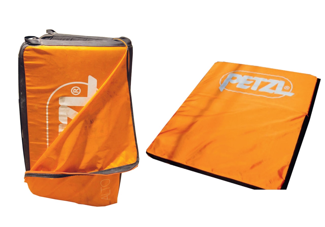 Petzl Alto: Veldig bra sammensatt crashpad i hendig format Petzl Alto crashpad test