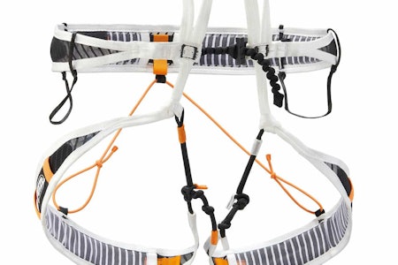 Petzl Fly: Petzls letteste klatresele Petzl Fly lett klatresele test