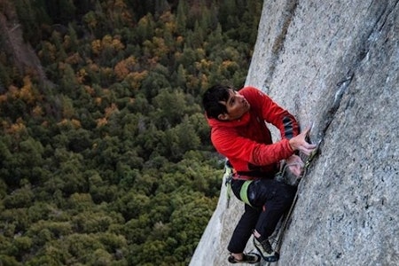 PRESTASJON: Alex Honnold på nytur opp El Capitan, sammen med Tommy Caldwell og Kevin Jorgeson. Skjermdump fra Tommy Caldwell sin instagram.