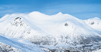 Smørbottfjellet innbyr til skikjøring! Smørbottfjellet 1188 moh fra Toppturer i Romsdalen
