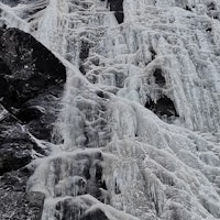 Bratt isklatring i Skjørafjorden.