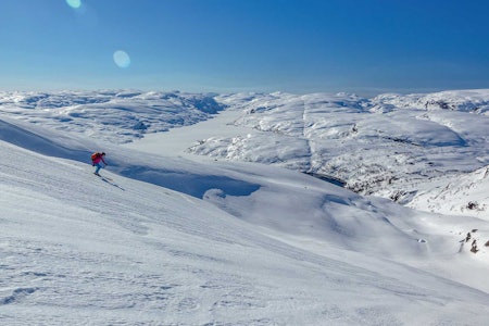 Ida Sollie er på vei ned Røsehola på Røseknuten. Foto: Lars Storheim Ida Sollie er på vei ned Røsehola på Røseknuten. Foto: Lars Storheim