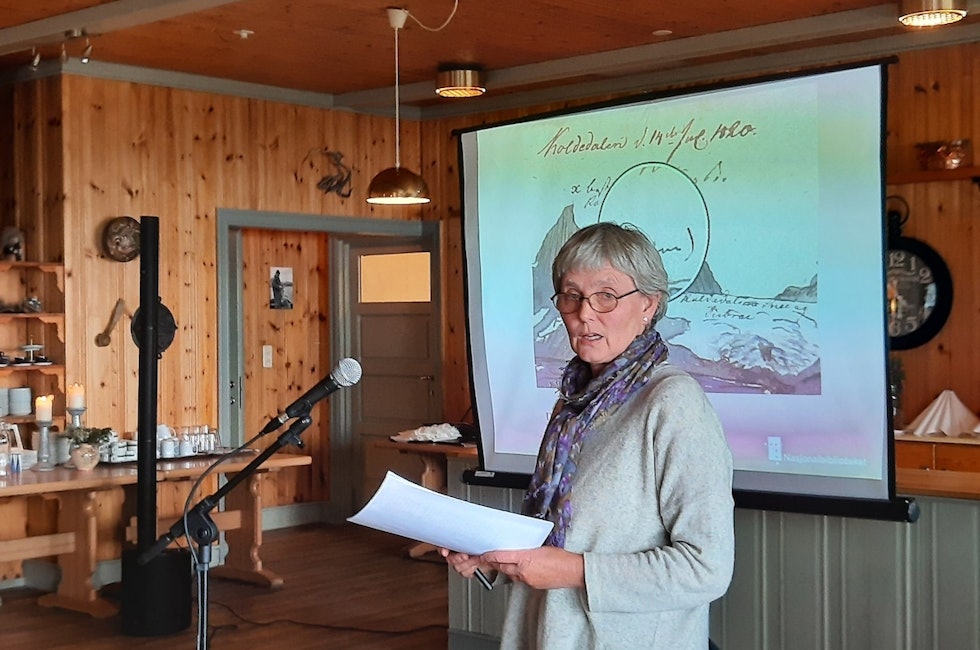 Anne Melgård forteller om Boeck og Keilhau. Foto: Lisa Kvålshaugen Bjærum