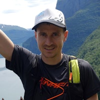 Lars Erik Skjervheim fra Voss er Norges beste terrengultraløper og skialpinist.