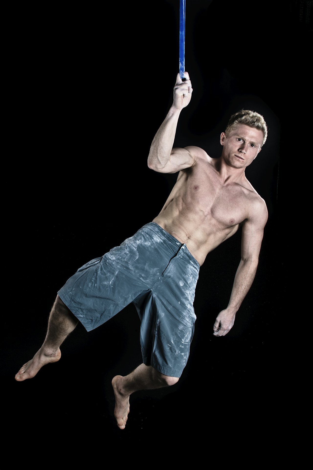 RÅSKINN: Det er ikke mange gram fett på kroppen til Magnus Midtbø. Foto: Dan Morris og Chris Noble. RÅSKINN: Det er ikke mange gram fett på kroppen til Magnus Midtbø. Foto: Dan Morris og Chris Noble.