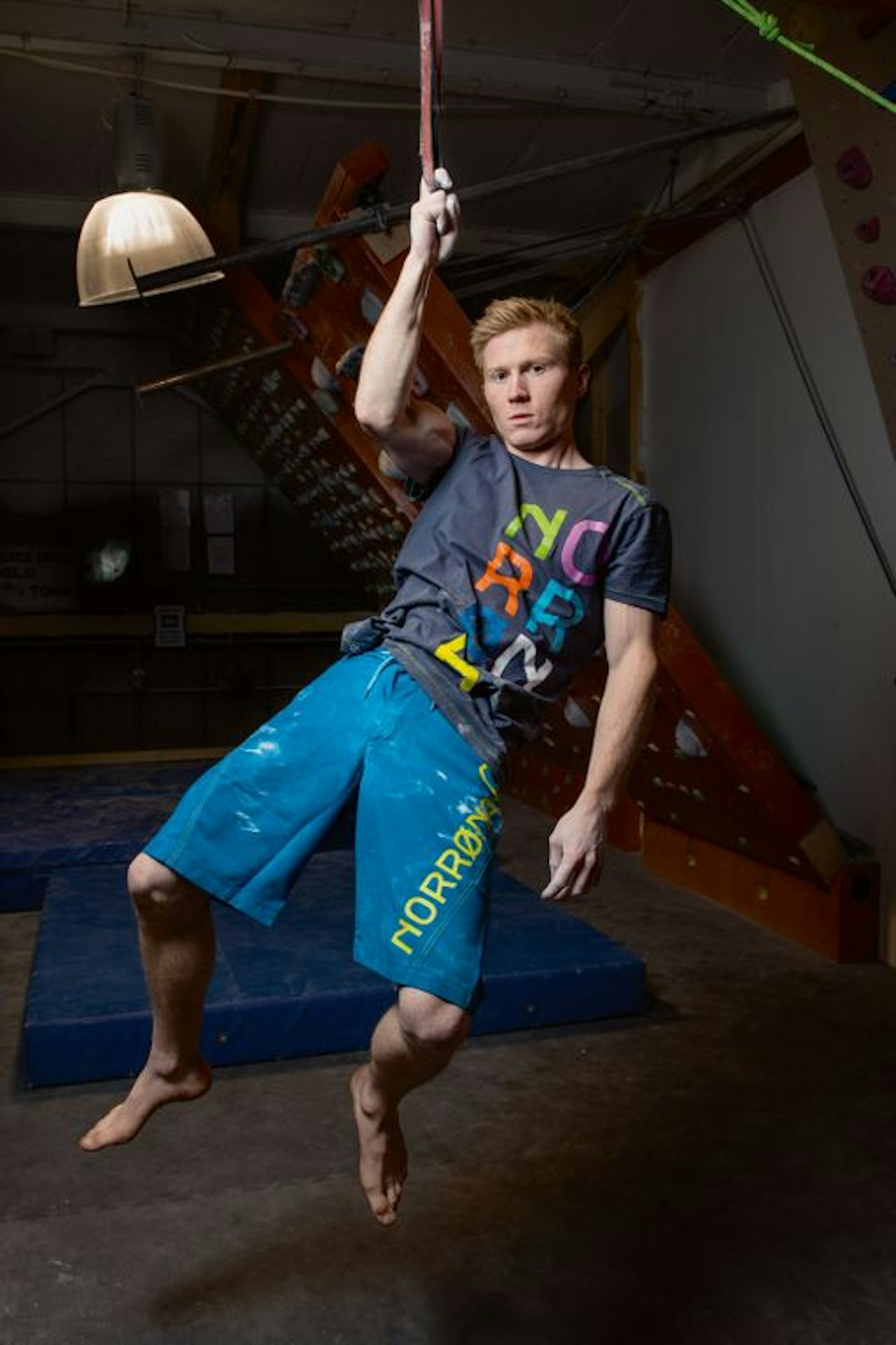 NORSK PÅ NORSK: Magnus Midtbø er ung, ambisiøs, motivert og leken. Nå er han dessuten på team med Norrøna. 