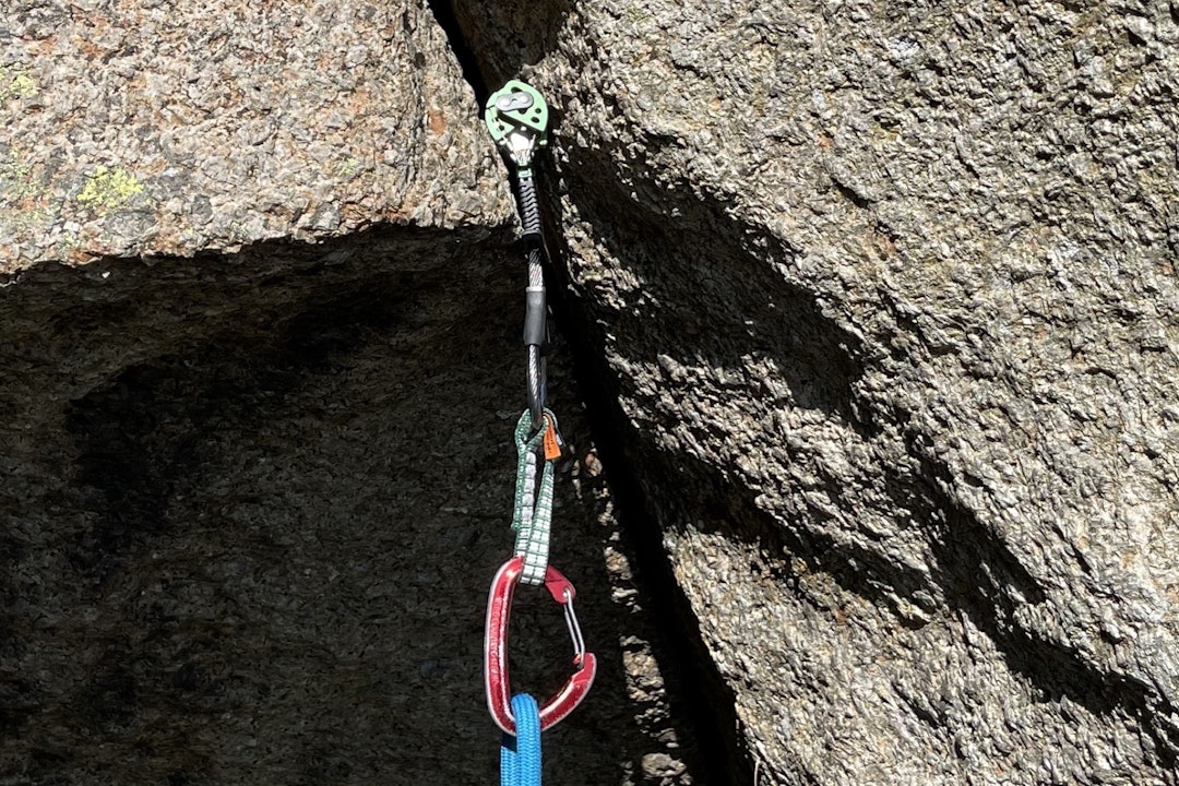 Pent håndverk: Black Diamond Camalot Z4 er virkelig et lite mesterverk. Foto: Dag Hagen test av black diamond camalot z4