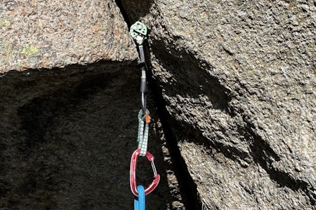 Pent håndverk: Black Diamond Camalot Z4 er virkelig et lite mesterverk. Foto: Dag Hagen test av black diamond camalot z4