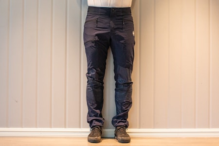 MAMMUT EISFELD LIGHT SO PANTS: Kraftig, slitesterk og temmelig varm Mammut Eisfeld Light SO klatrebukse test