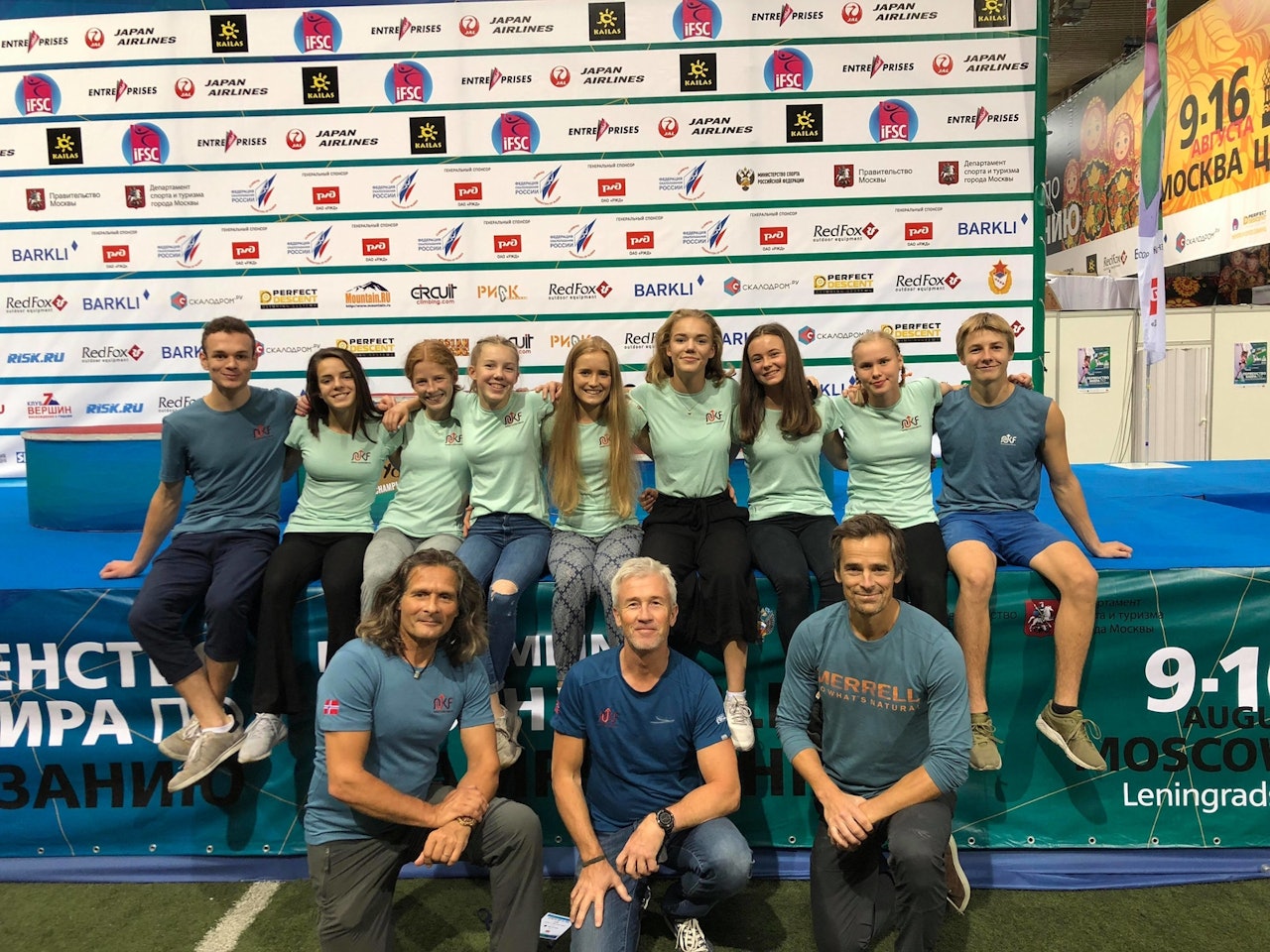 Den norske juniorlandslaget, alle bortsett fra Mia Støver Wollebæk var på plass i Brussel. Foto: Norges Klatreforbund