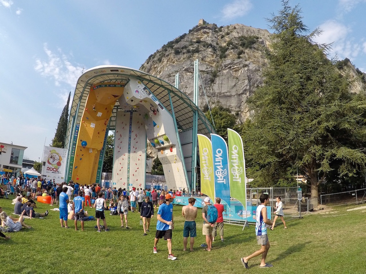 Kvalifisering i gang på klatreanlegget i Arco. Foto: Tina Hafsaas Kvalifisering i gang på klatreanlegget i Arco. Foto: Tina Hafsaas