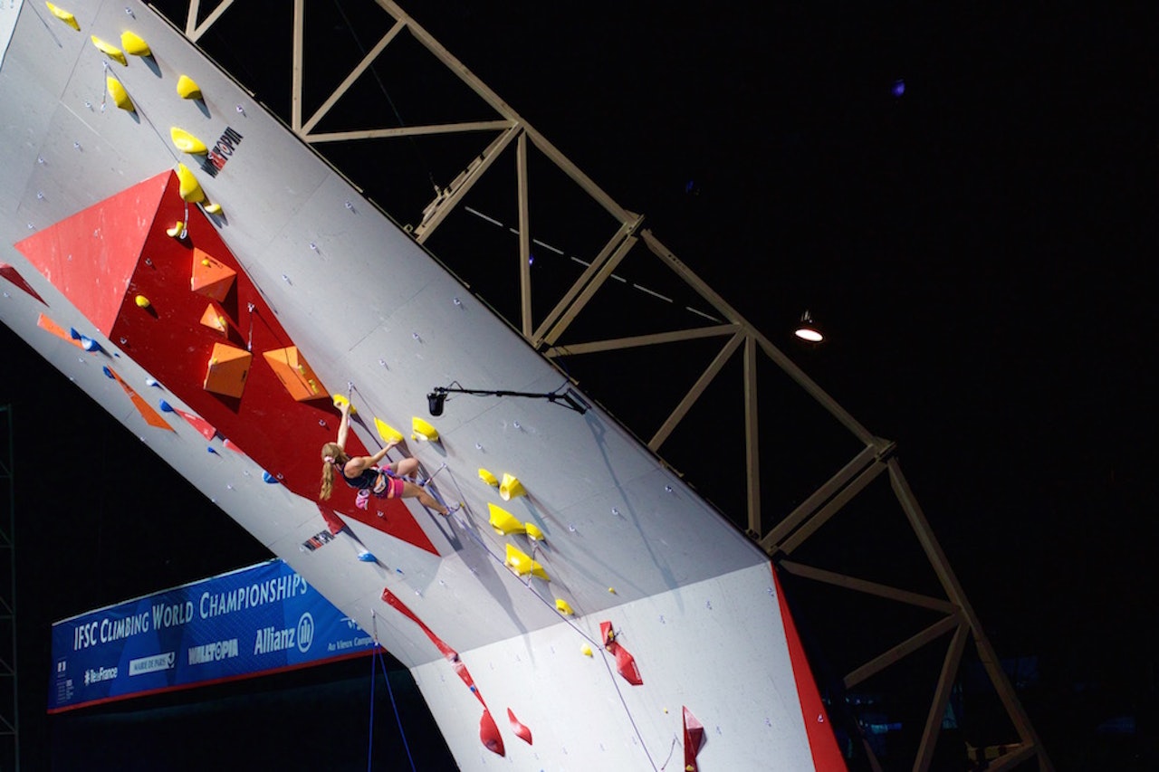 Tina Hafsaas klatrer semifinale. Foto: Thilo Schröter Tina Hafsaas klatrer semifinale. Foto: Thilo Schröter