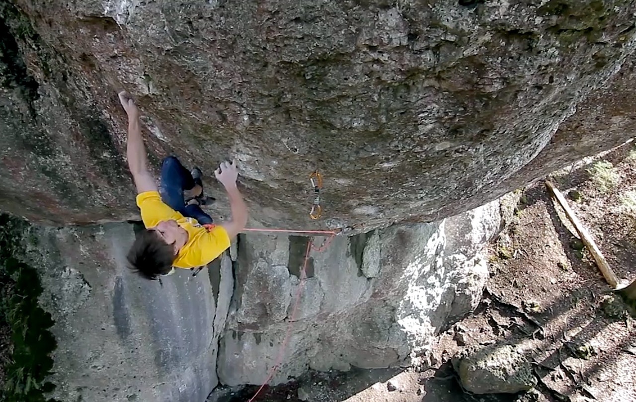 Jan Hoyer på Action Directe (9a). Skjermdump fra filmen. Jan Hoyer på Action Directe (9a). Skjermdump fra filmen.