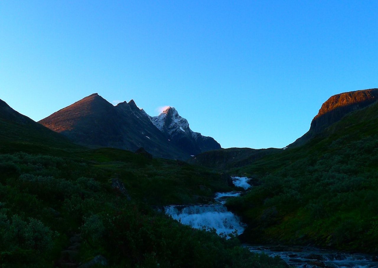 Storen en august-morgen. Foto: Dag Hagen Storen en august-morgen. Foto: Dag Hagen
