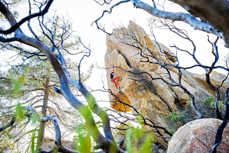 Vinnerbildet: Bernd Zeugswetter and Omega Glory (5.13a), Potter's Point, Santa Barbara, CA. Foto: Hjordis Rickert.