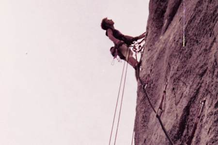 Geir Harald Samuelsen klatrer på 90-tallet. 