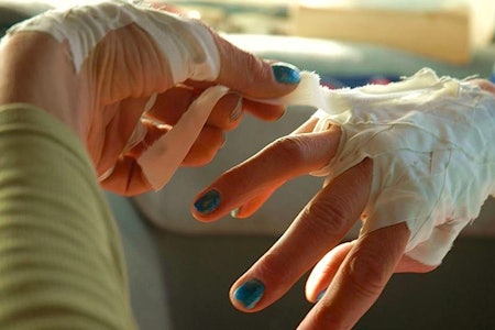 Pass neglelakken – nå er det tid for rissklatring! Pass neglelakken – nå er det tid for rissklatring!