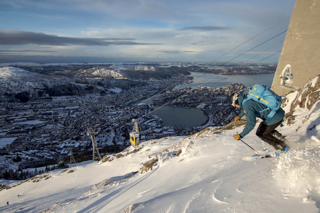 Ulriken bergen topptur randonee fri flyt guide ski alpint snowboard
