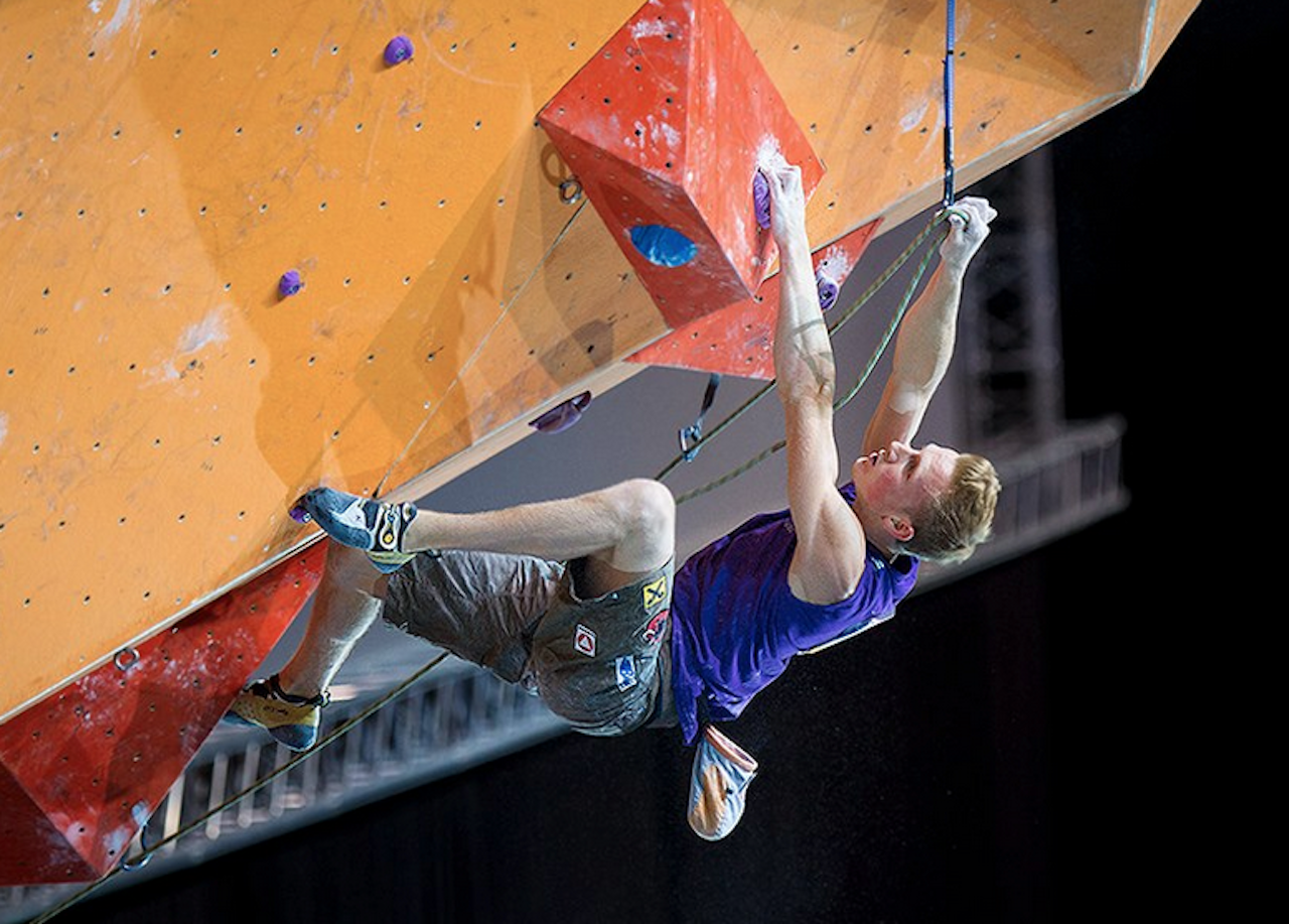 Jacob Schubert klatrer seg inn til 1. plass i VM. Jacob Schubert klatrer seg inn til 1. plass i VM.