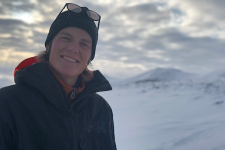 KLAR FIOR KONK: Øystein Aasheim er klar for sin første konkurranse siden hjertestansen. Her fra sin første skidag på Galdhøpiggen sommerskisenter tidligere i år. Foto: Anders Holtet KLAR FIOR KONK: Øystein Aasheim er klar for sin første konkurranse siden hjertestansen. Her fra sin første skidag på Galdhøpiggen sommerskisenter tidligere i år. Foto: Anders Holtet