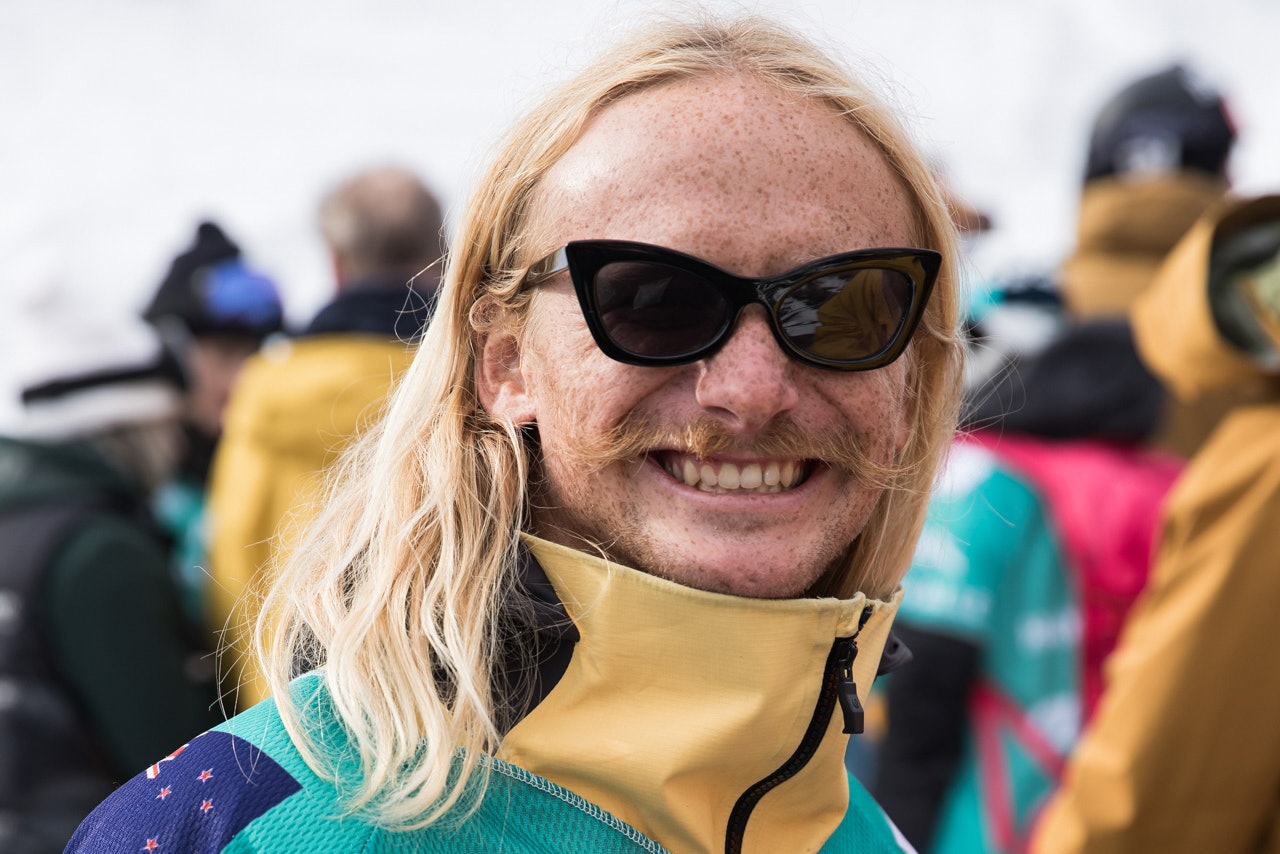 TYPE! Hank Bilous, altså, se filmen Fra Fwt-konkurransen i Japan, så vet du at kjøringa backer opp looken. Foto: Jeremy Bernard/FWT TYPE! Hank Bilous, altså, se filmen Fra Fwt-konkurransen i Japan, så vet du at kjøringa backer opp looken. Foto: Jeremy Bernard/FWT