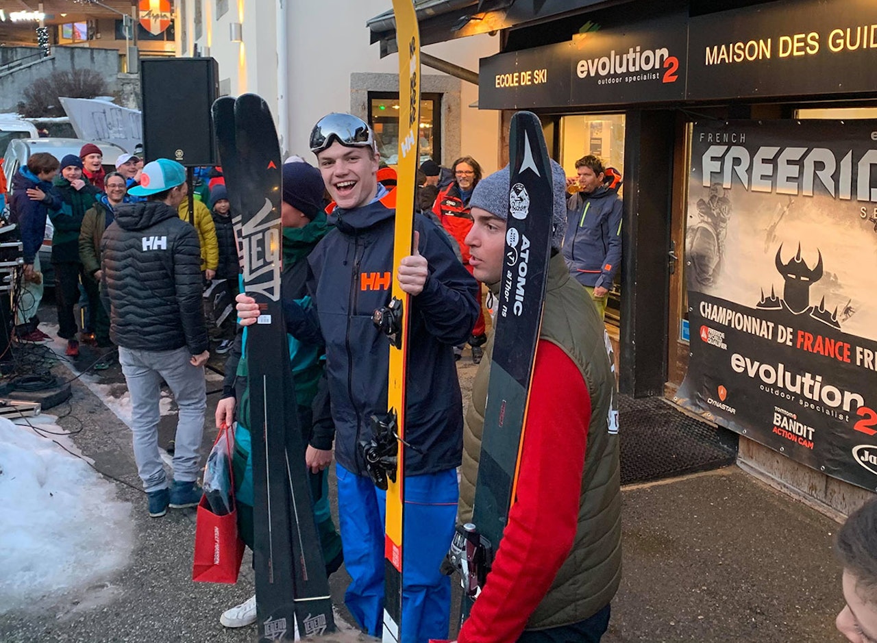 SEIER: Erland Skogum fra padlebygda Heidal øverst på pallen i Chamonix. Foto: Pelle Gangeskar SEIER: Erland Skogum fra padlebygda Heidal øverst på pallen i Chamonix. Foto: Pelle Gangeskar