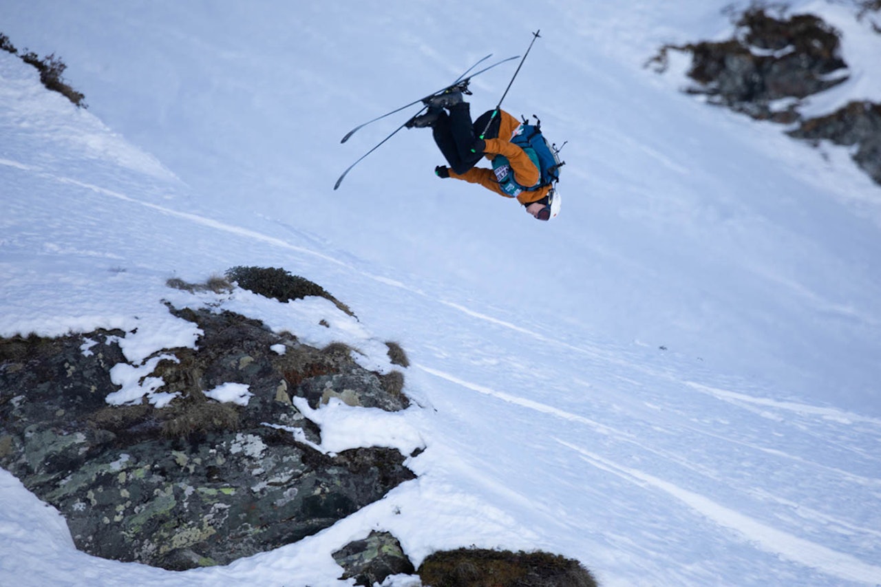 VANT: Anne Ruud og Håkon Rognes Knudsen (bildet) tok førsteplassen i hver sin klasse under Verbier Freeride Week. Foto: Fabian Equay / FWT VANT: Anne Ruud og Håkon Rognes Knudsen (bildet) tok førsteplassen i hver sin klasse under Verbier Freeride Week. Foto: Fabian Equay / FWT