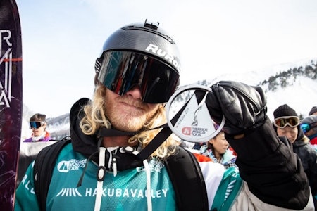 GJØR ALT: Tanner Hall pallet i sin første FWT-konk i fjor. Ved siden av touren filmet han til en den nye editen. I år skal han igjen kjøre FWT. Bilde: Hans Petter Hval GJØR ALT: Tanner Hall pallet i sin første FWT-konk i fjor. Ved siden av touren filmet han til en den nye editen. I år skal han igjen kjøre FWT. Bilde: Hans Petter Hval