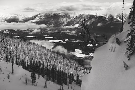 FØRST UT: Selkirk Wilderness Skiing had fraktet skikjørere til førstespor siden 1975. FØRST UT: Selkirk Wilderness Skiing had fraktet skikjørere til førstespor siden 1975.