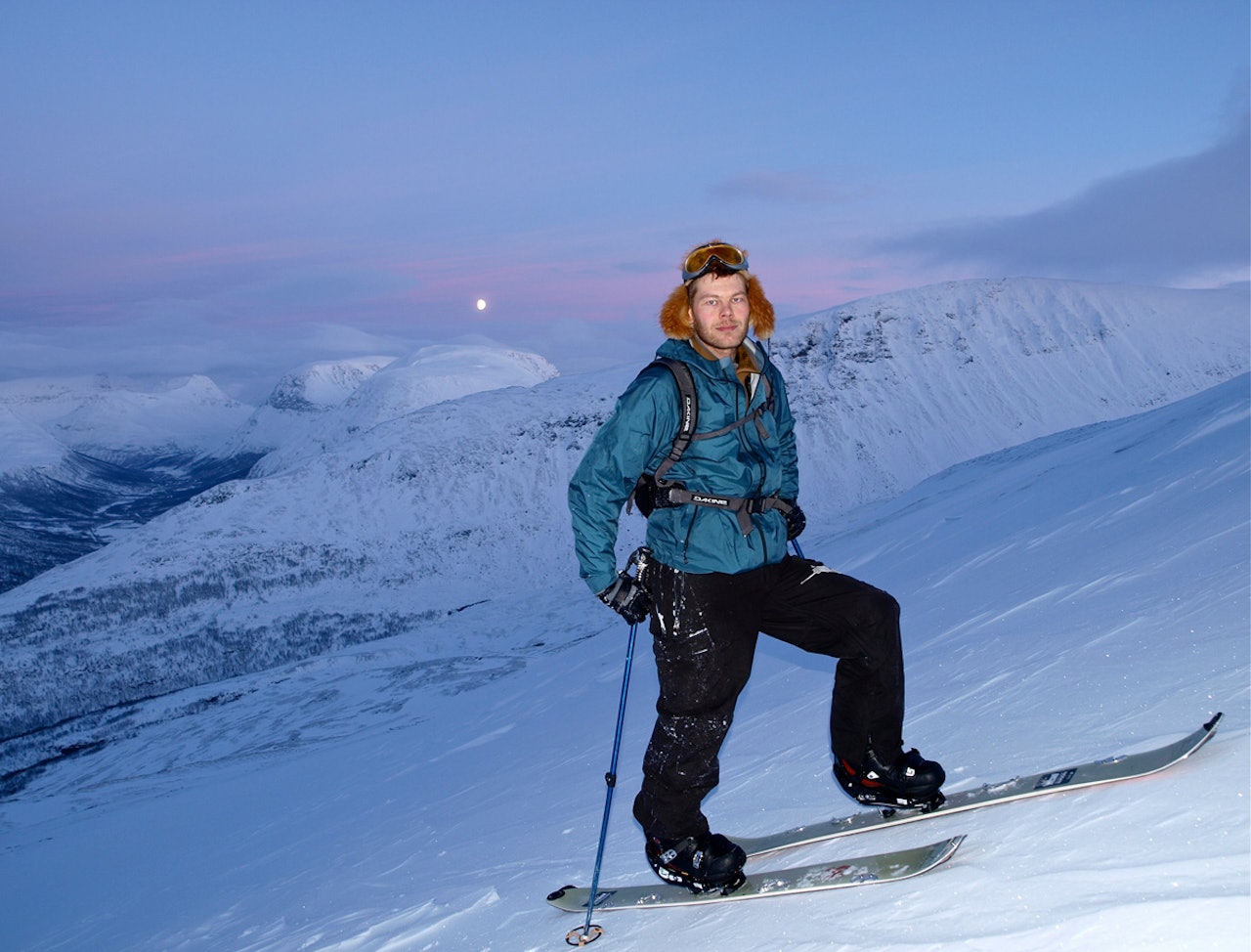 – UTROLIG TRIST: Jarkko-Juhani Henttonen kjenner fjellene i Tamokdalen svært godt, og han har forståelse for at siste del av leteaksjonen i Tamok er utsatt til våren. Foto: Privat – UTROLIG TRIST: Jarkko-Juhani Henttonen kjenner fjellene i Tamokdalen svært godt, og han har forståelse for at siste del av leteaksjonen i Tamok er utsatt til våren. Foto: Privat