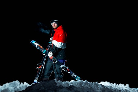 VANSKELIG: Fri Flyt gir ut biografi om tidenes beste norske jibber; Andreas Håtveit. Forfatter Thomas Kleiven avslører blant annet at samarbeidsproblemer med Skiforbundet førte til at OL-deltagelsen nesten havarerte for Håtveit. Foto: Thomas Kleiven VANSKELIG: Fri Flyt gir ut biografi om tidenes beste norske jibber; Andreas Håtveit. Forfatter Thomas Kleiven avslører blant annet at samarbeidsproblemer med Skiforbundet førte til at OL-deltagelsen nesten havarerte for Håtveit. Foto: Thomas Kleiven