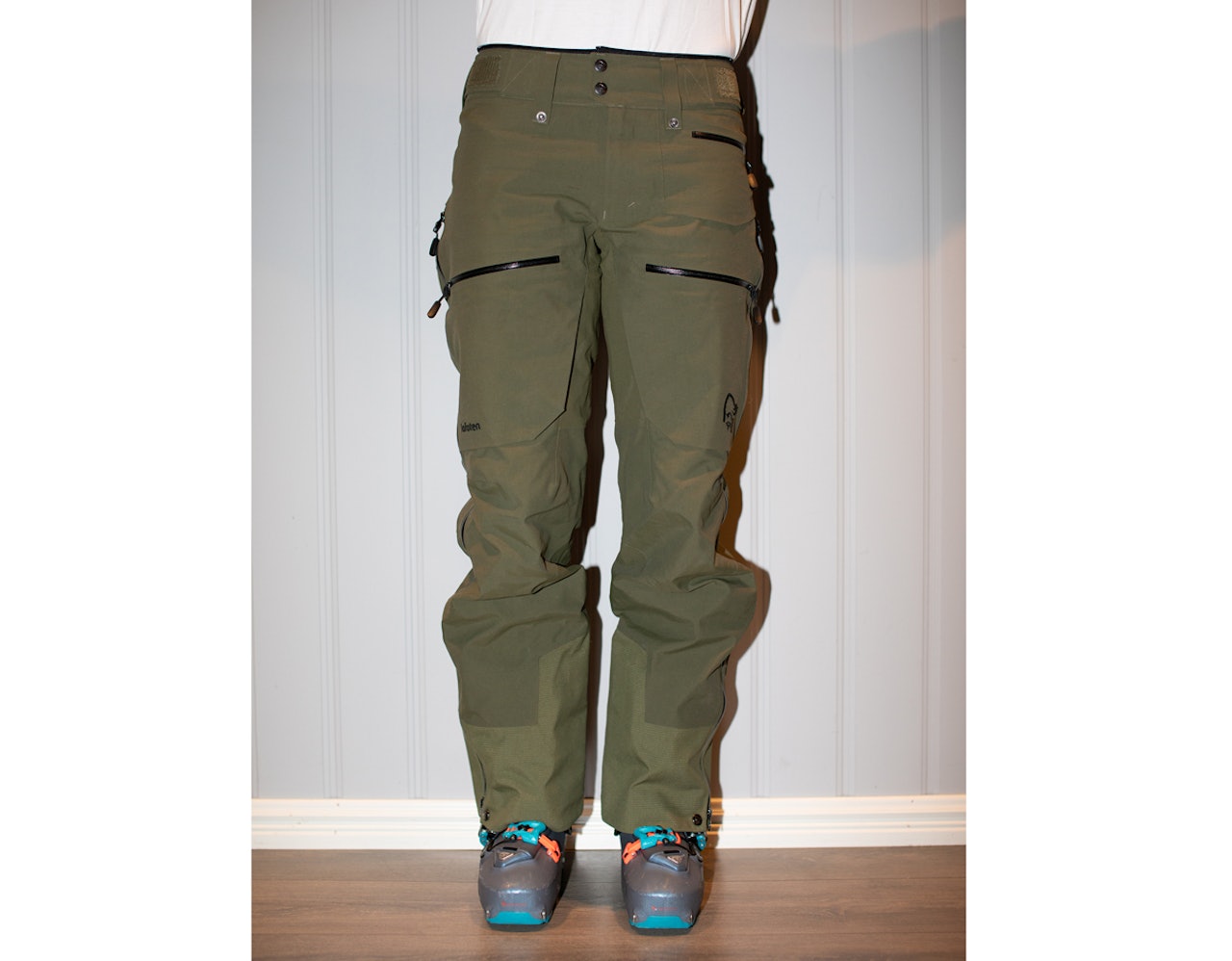 LOFOTEN DAME: Norrønas dameversjon av Lofoten Gore-Tex pro bukse Norrøna Lofoten Gore-Tex pro bukse test dame